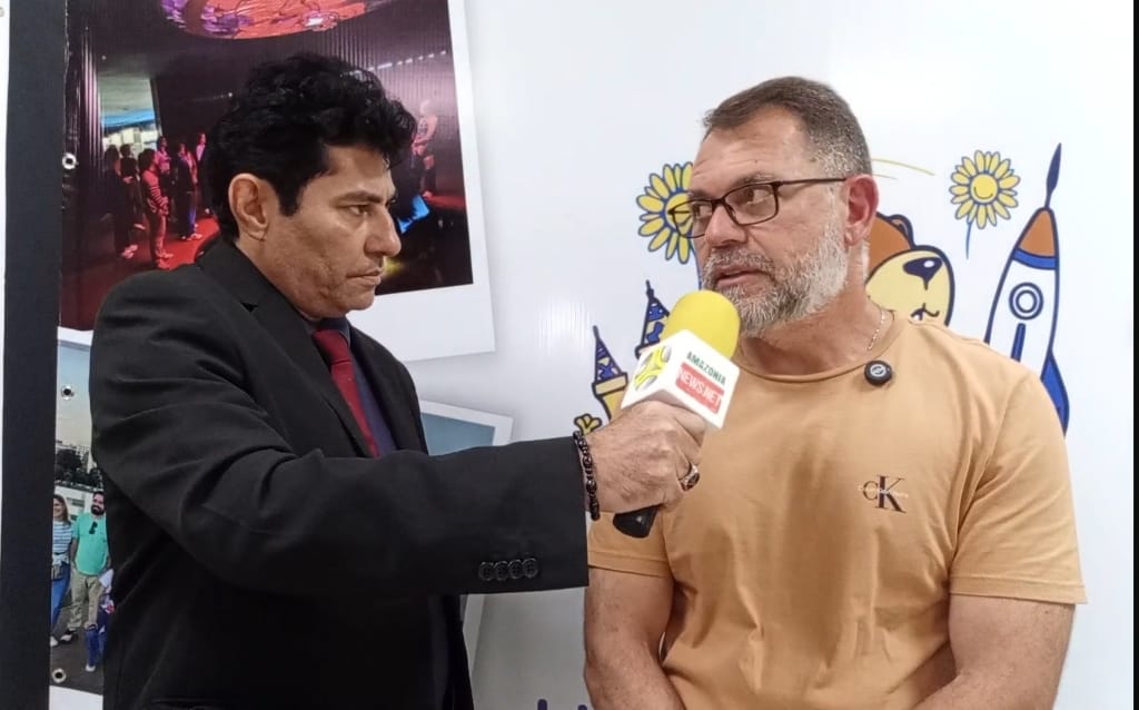Prefeito Alyllison se emocina ao  se despedir dos alunos